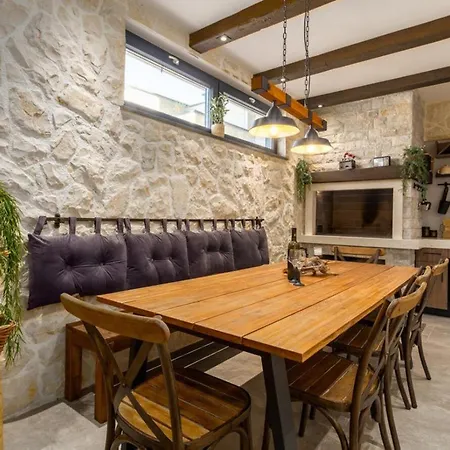 Vie In For 10 People With Heated Pool, Wellness And Cinema *